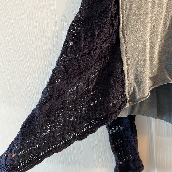 GUc Free People boho style grey jersey and navy blue lace  top - Picture 5 of 15